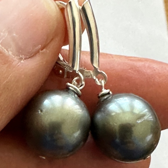 12.2mm Real TAHITIAN Pearl Earrings -925 Sterling Silver Shield Front Leverbacks - Picture 7 of 9